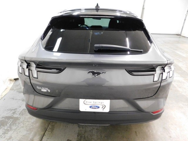 Used 2021 Ford Mustang Mach-E Select w/ Comfort/Appearance Package image 4