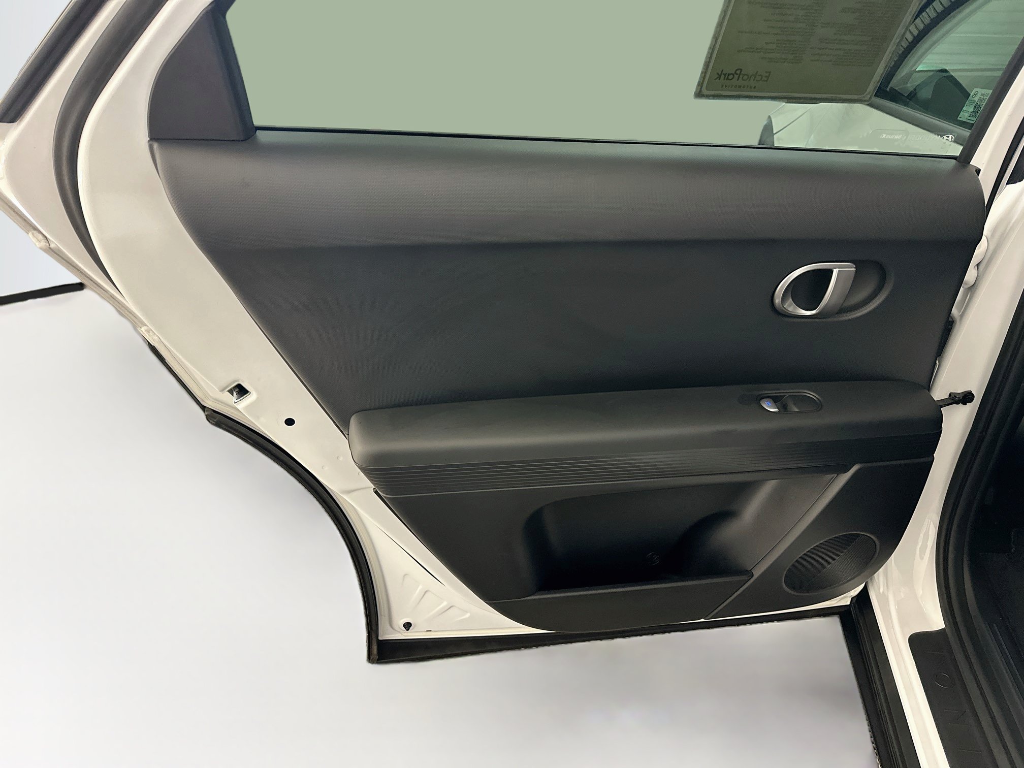 Used 2024 Hyundai Ioniq 5 SEL AWD/4WD image 27