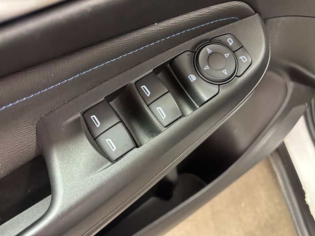Used 2025 Buick Envista Sport Touring FWD image 22