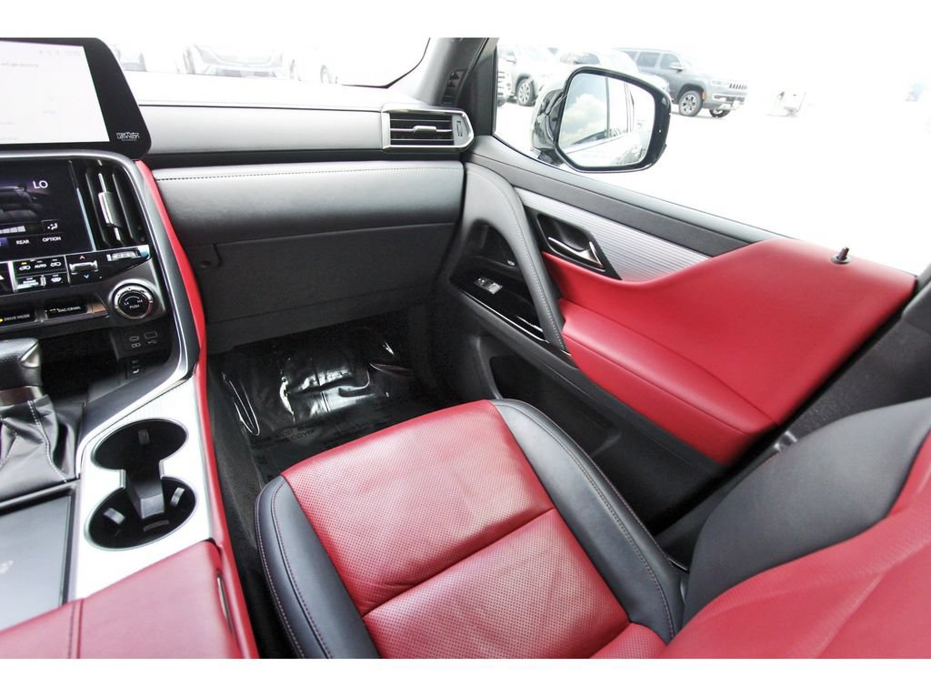 Used 2023 Lexus LX 600 F Sport w/ Accessory Package (Z1) AWD/4WD image 10