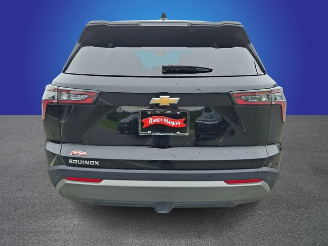 Used 2026 Chevrolet Equinox LT FWD image 5