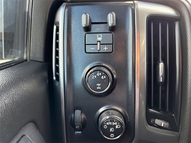 Used 2015 Chevrolet Silverado 3500 LTZ image 20