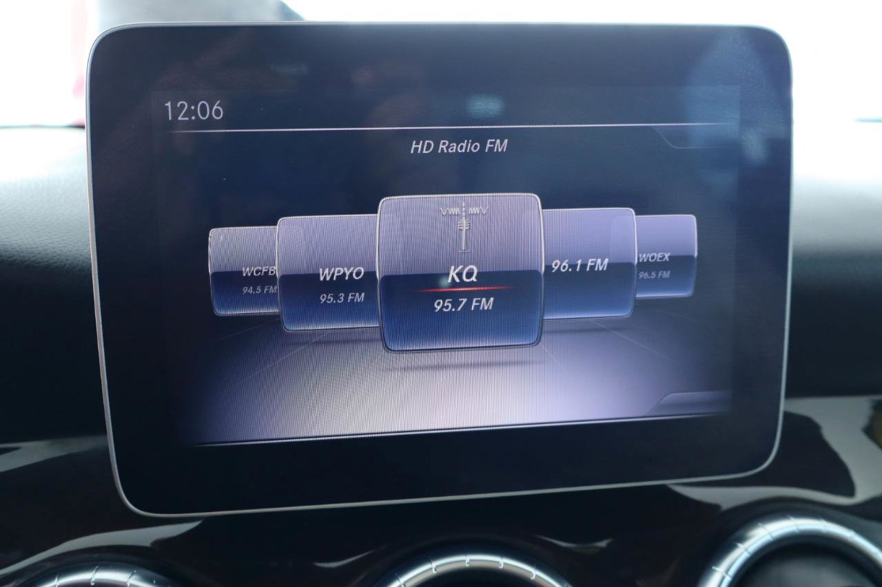 Used 2018 Mercedes-Benz CLA 250 image 22