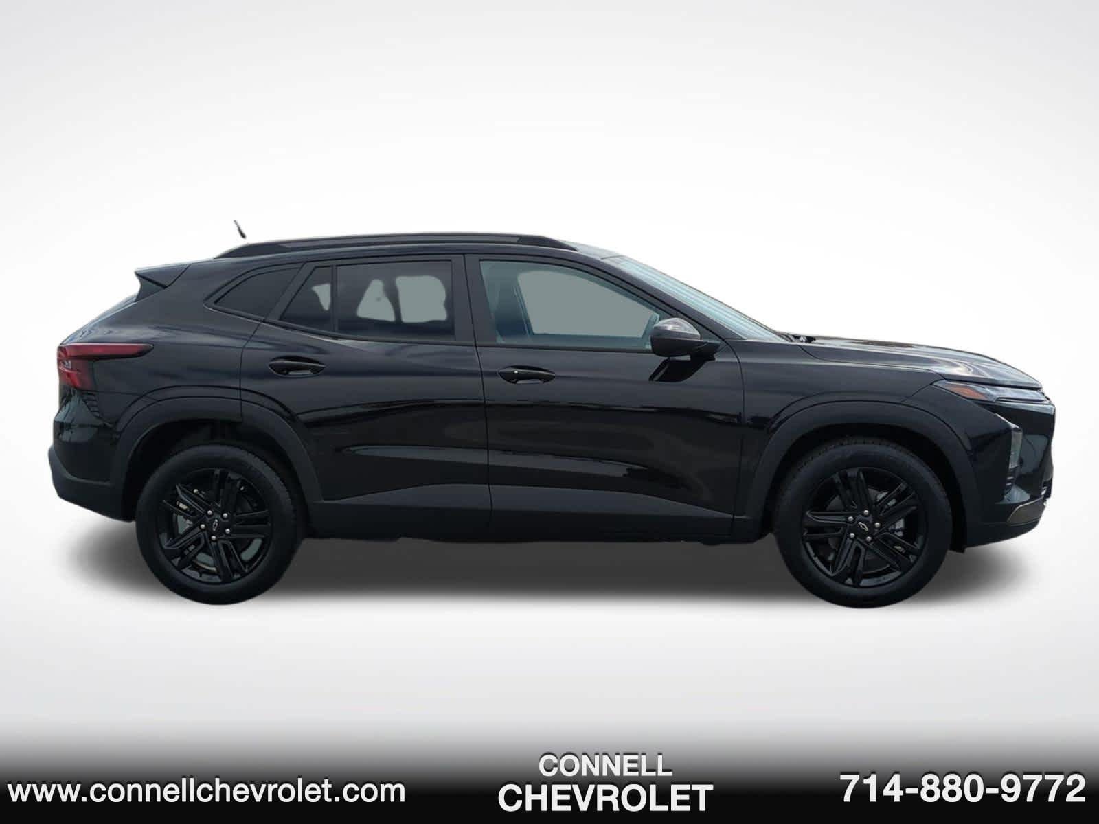 New 2026 Chevrolet Trax ACTIV w/ Sunroof Package FWD image 4
