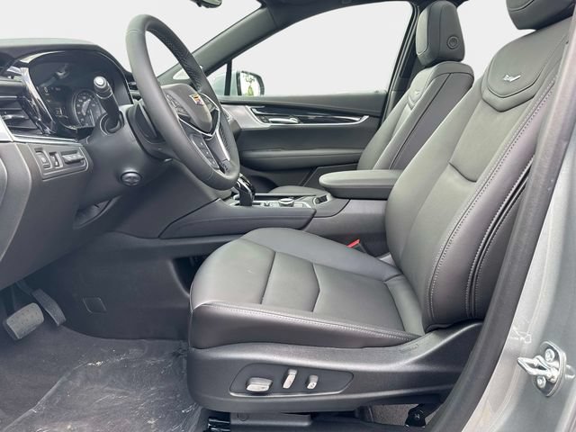 New 2026 Cadillac XT5 Premium Luxury w/ Driver Assist Package AWD/4WD image 17