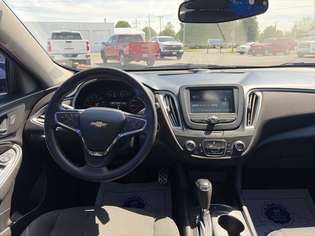 Used 2017 Chevrolet Malibu LS FWD image 14