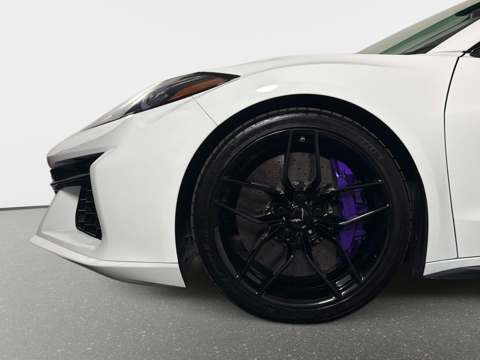 Used 2025 Chevrolet Corvette Z06 RWD image 13