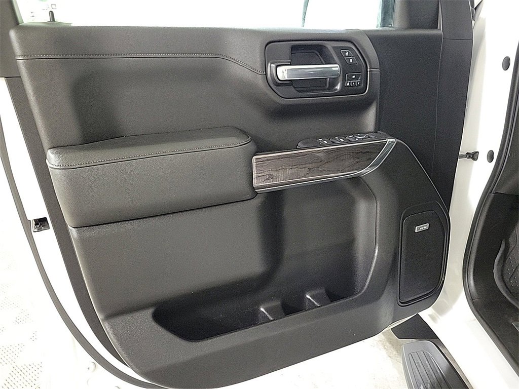 Used 2019 Chevrolet Silverado 1500 LTZ image 19