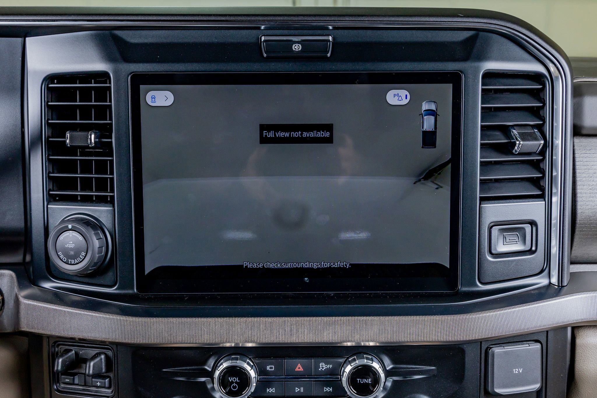Used 2026 Ford F450 Platinum AWD/4WD image 25