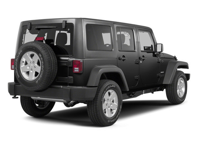 Used 2013 Jeep Wrangler Unlimited Sahara AWD/4WD image 2