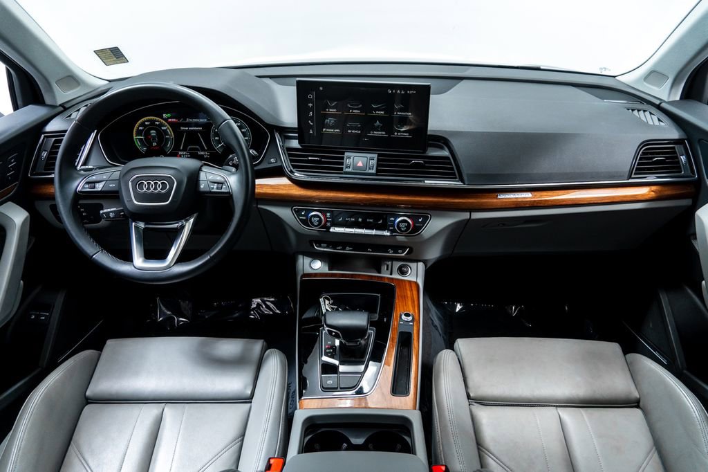 Used 2023 Audi Q5 e Premium Plus w/ Premium Plus Package AWD/4WD image 21