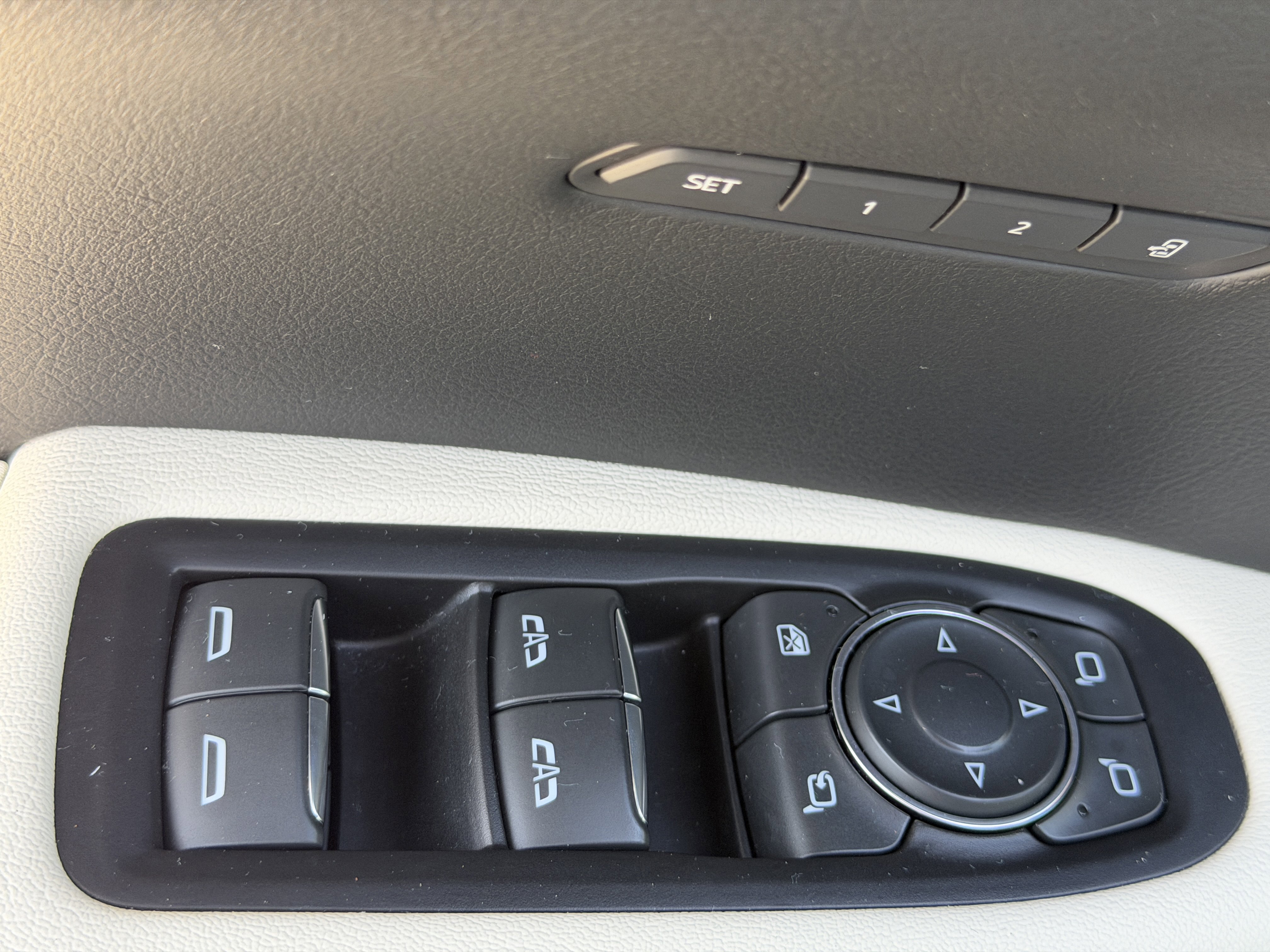 Certified 2022 Cadillac XT5 Sportv w/ Technology Package image 19