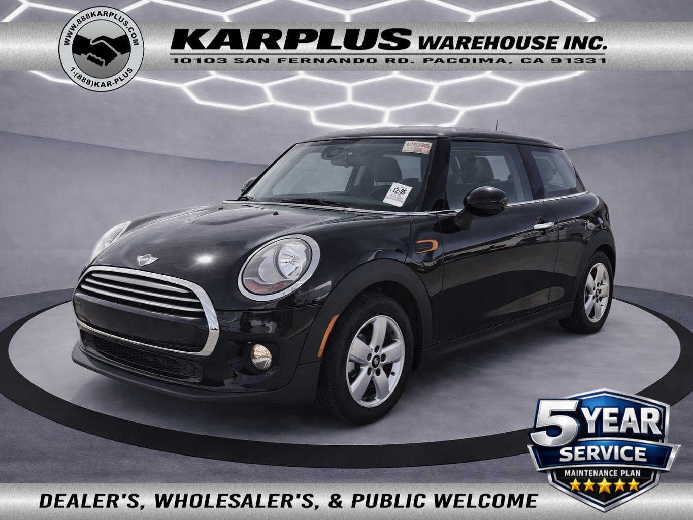 Used 2018 MINI Cooper 2-Door Hardtop image 1