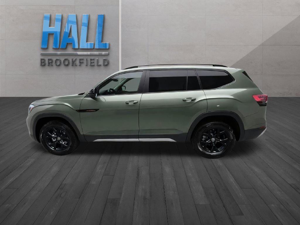Certified 2026 Volkswagen Atlas Peak Edition AWD/4WD image 4