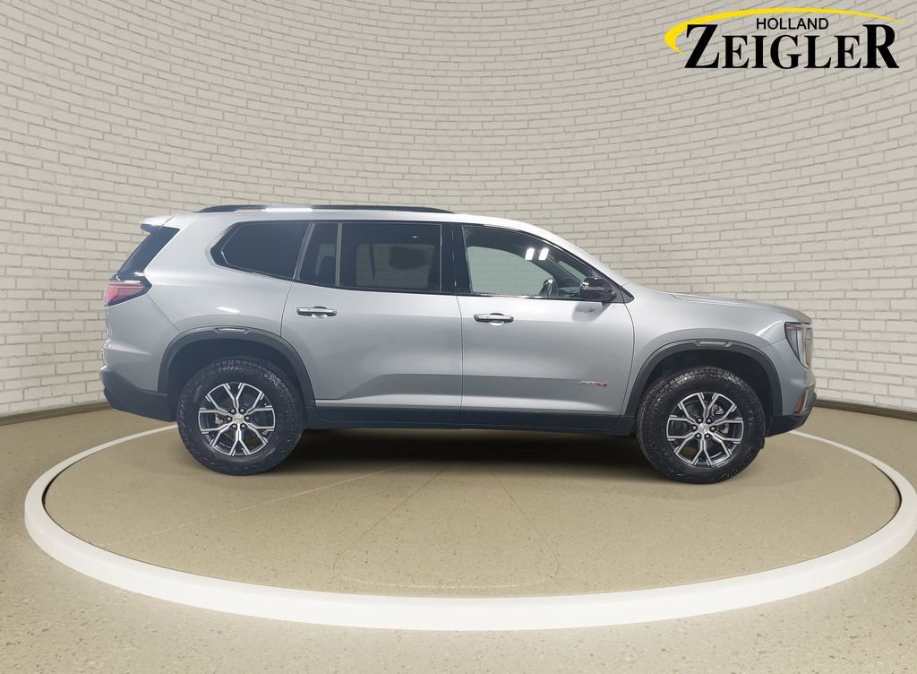 Used 2025 GMC Acadia AT4 w/ Luxury Package AWD/4WD image 4