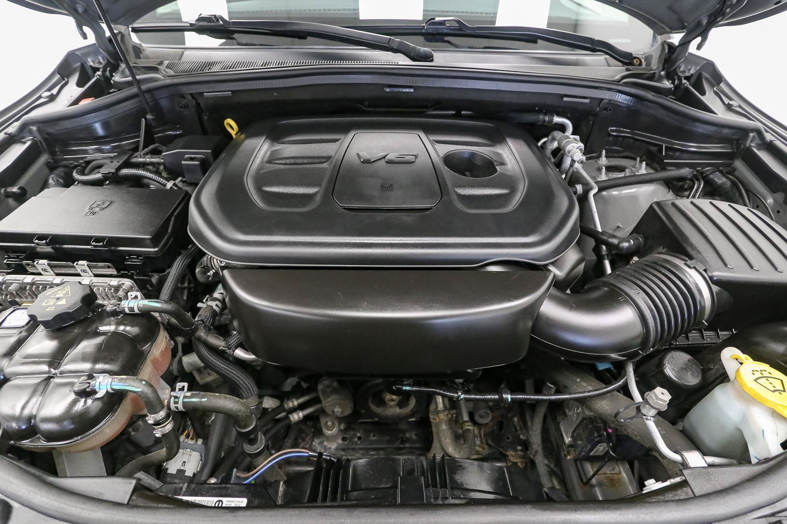 Used 2021 Dodge Durango SXT AWD/4WD image 14