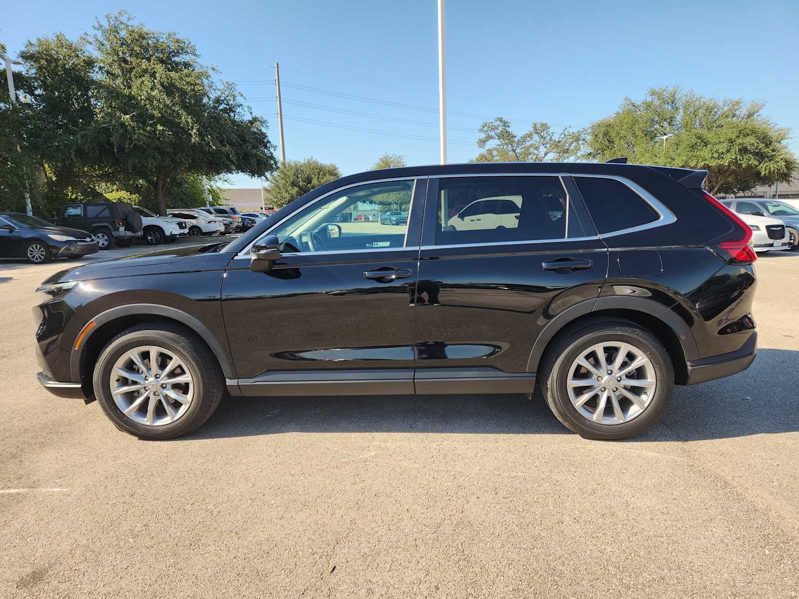 Used 2024 Honda CR-V EX-L image 4