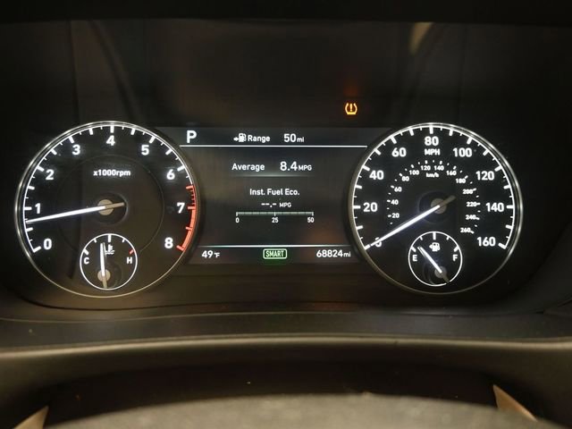 Used 2018 Genesis G90 3.3T Premium RWD image 24