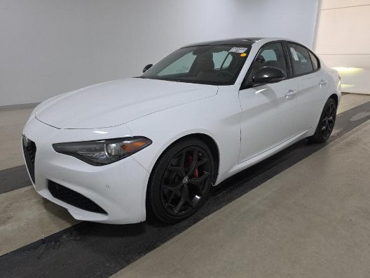 Used 2019 Alfa Romeo Giulia Ti w/ Nero Edizione RWD image 1