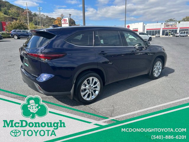 New 2026 Toyota Highlander Limited AWD/4WD image 7
