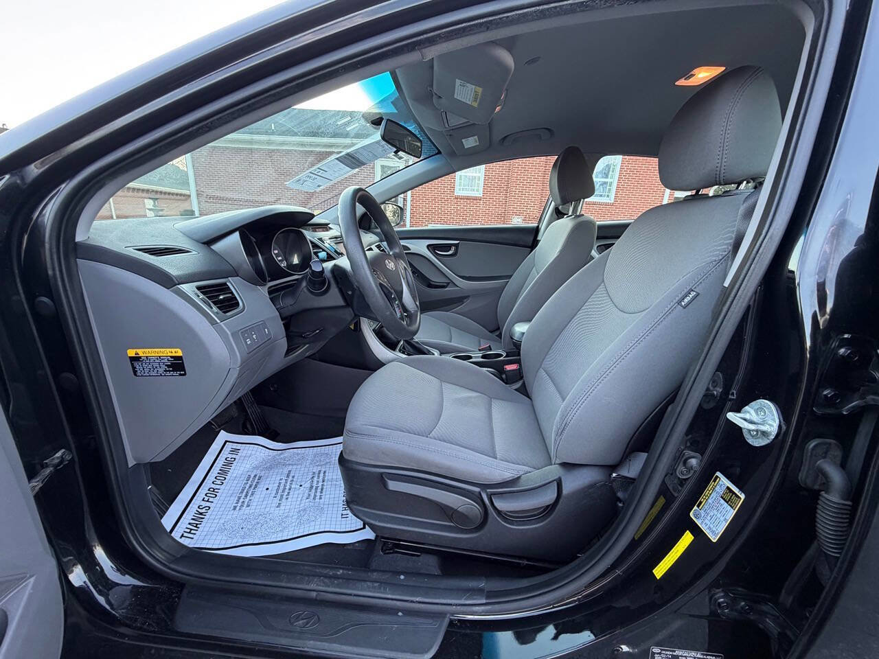 Used 2014 Hyundai Elantra SE w/ Option Group 02 FWD image 12