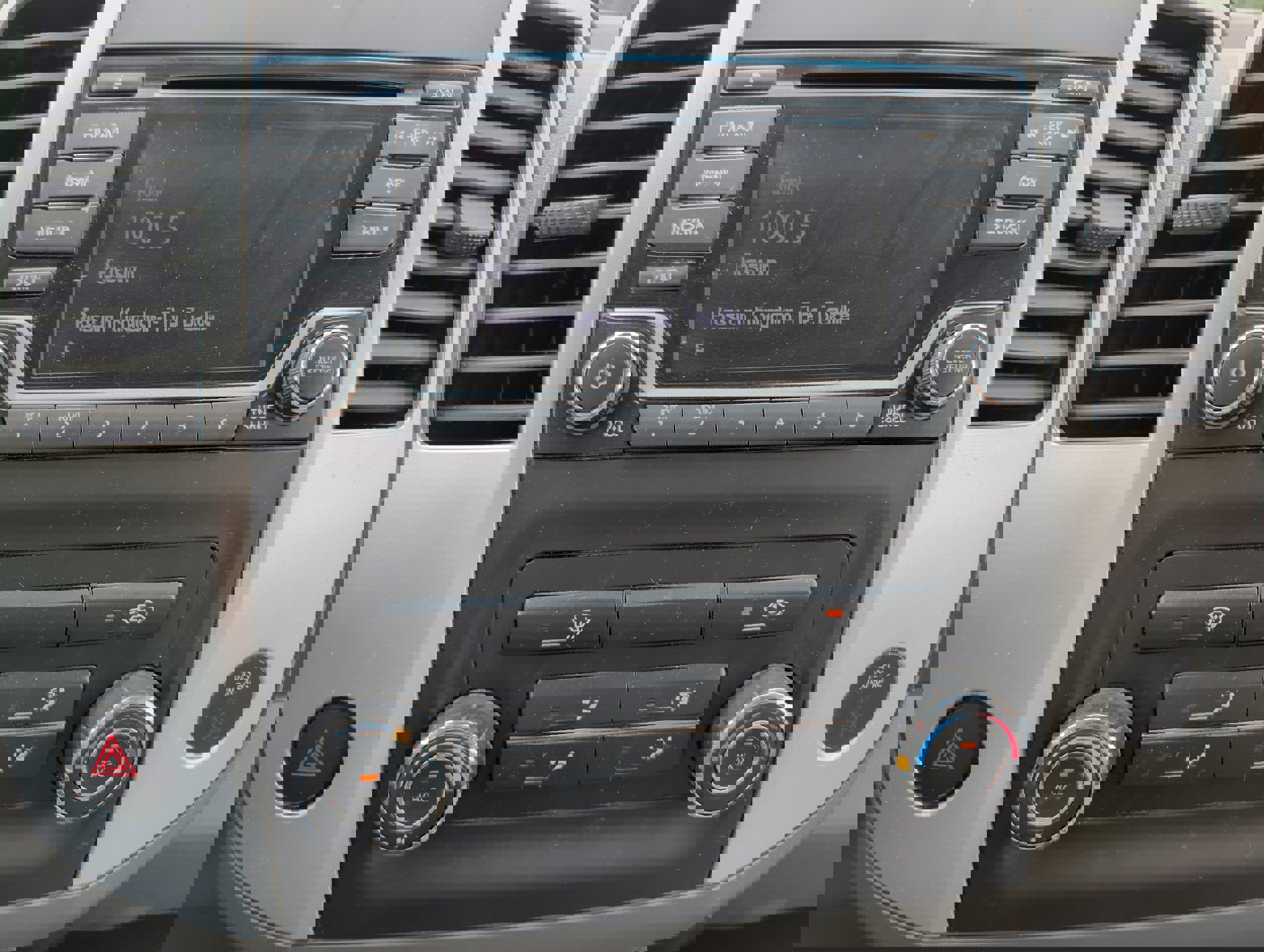 Used 2016 Nissan Frontier SV RWD image 20