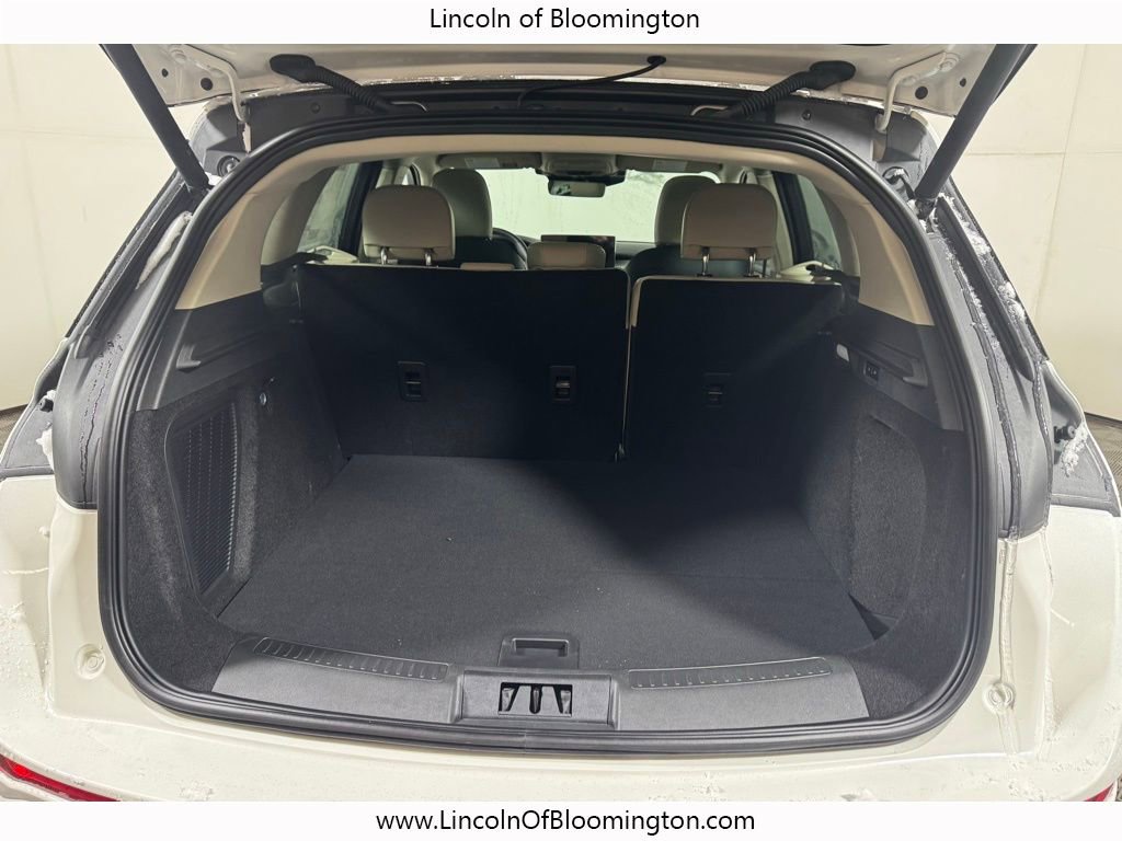 New 2026 Lincoln Corsair Premiere image 15