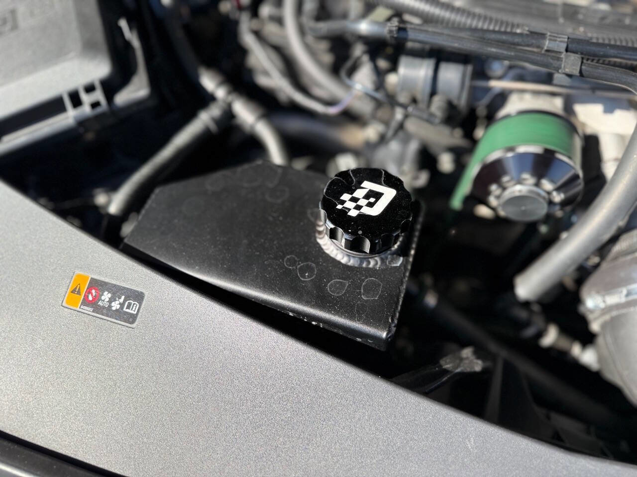 Used 2018 Cadillac CTS V w/ Luxury Package RWD image 82