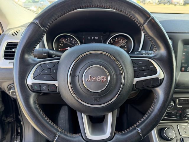 Used 2019 Jeep Compass Latitude image 13