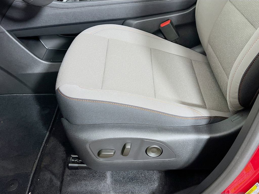 New 2026 Chevrolet Traverse LT w/ LPO, Floor Liner Package image 19