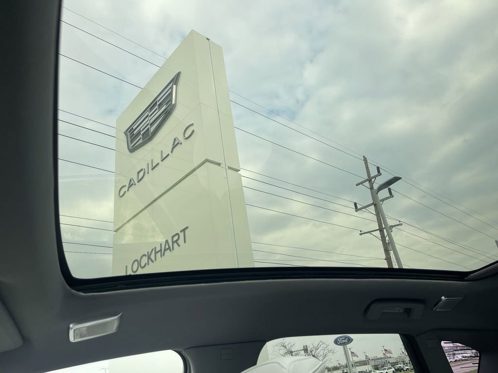 Certified 2025 Cadillac Optiq Sport 2 image 33
