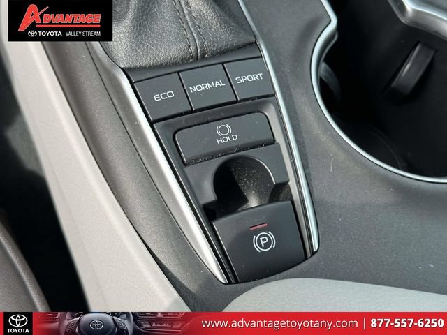 Certified 2022 Toyota Camry LE AWD/4WD image 37