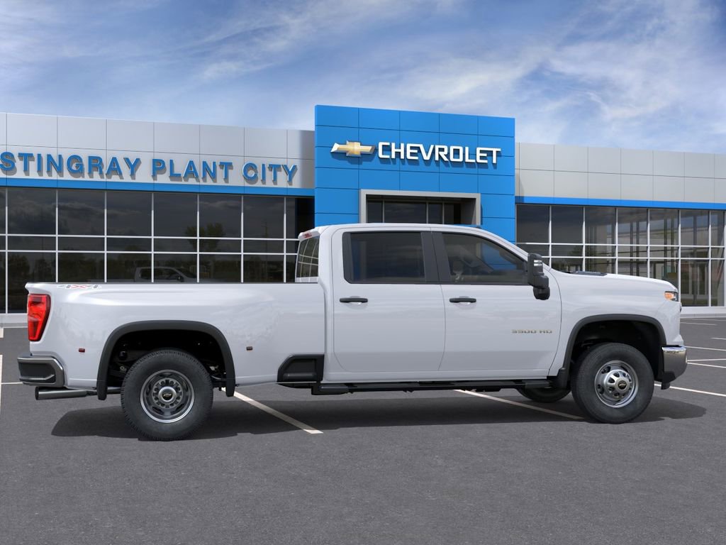 Used 2026 Chevrolet Silverado 3500 W/T AWD/4WD image 5