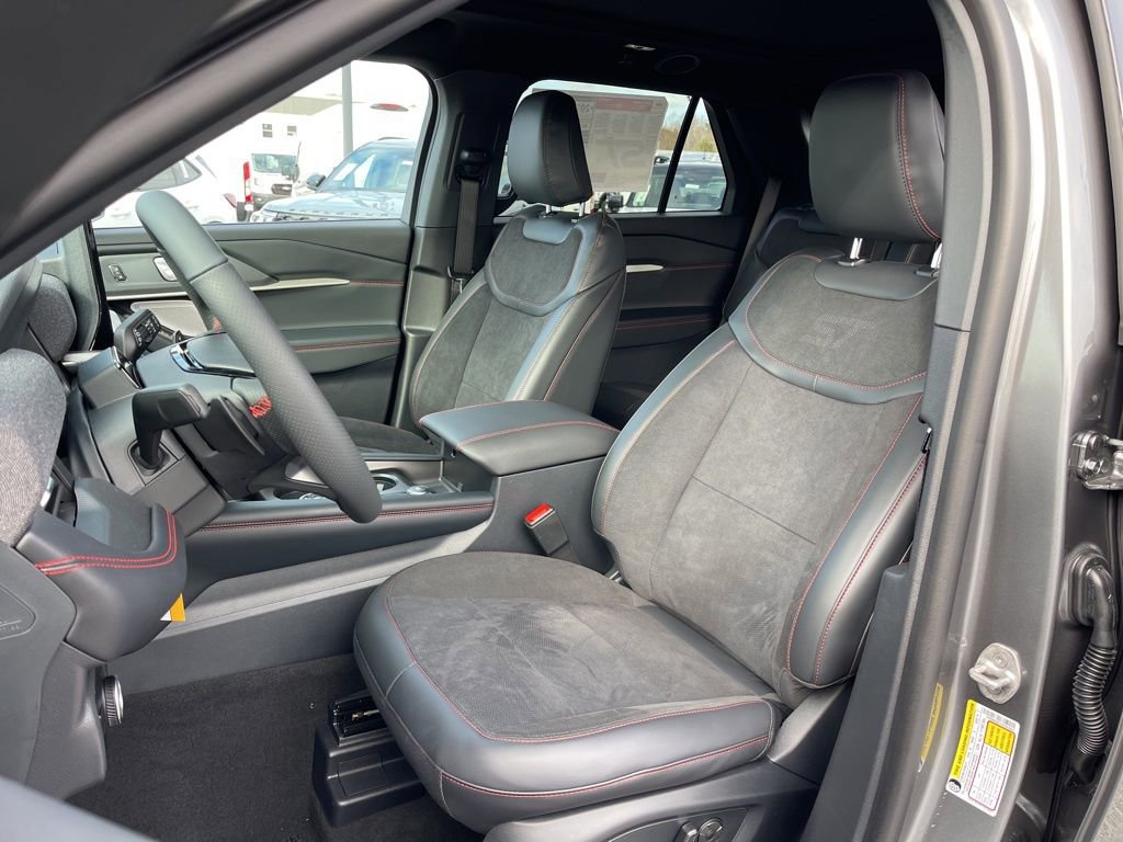 New 2026 Ford Explorer ST w/ Sun And Sound Package image 17