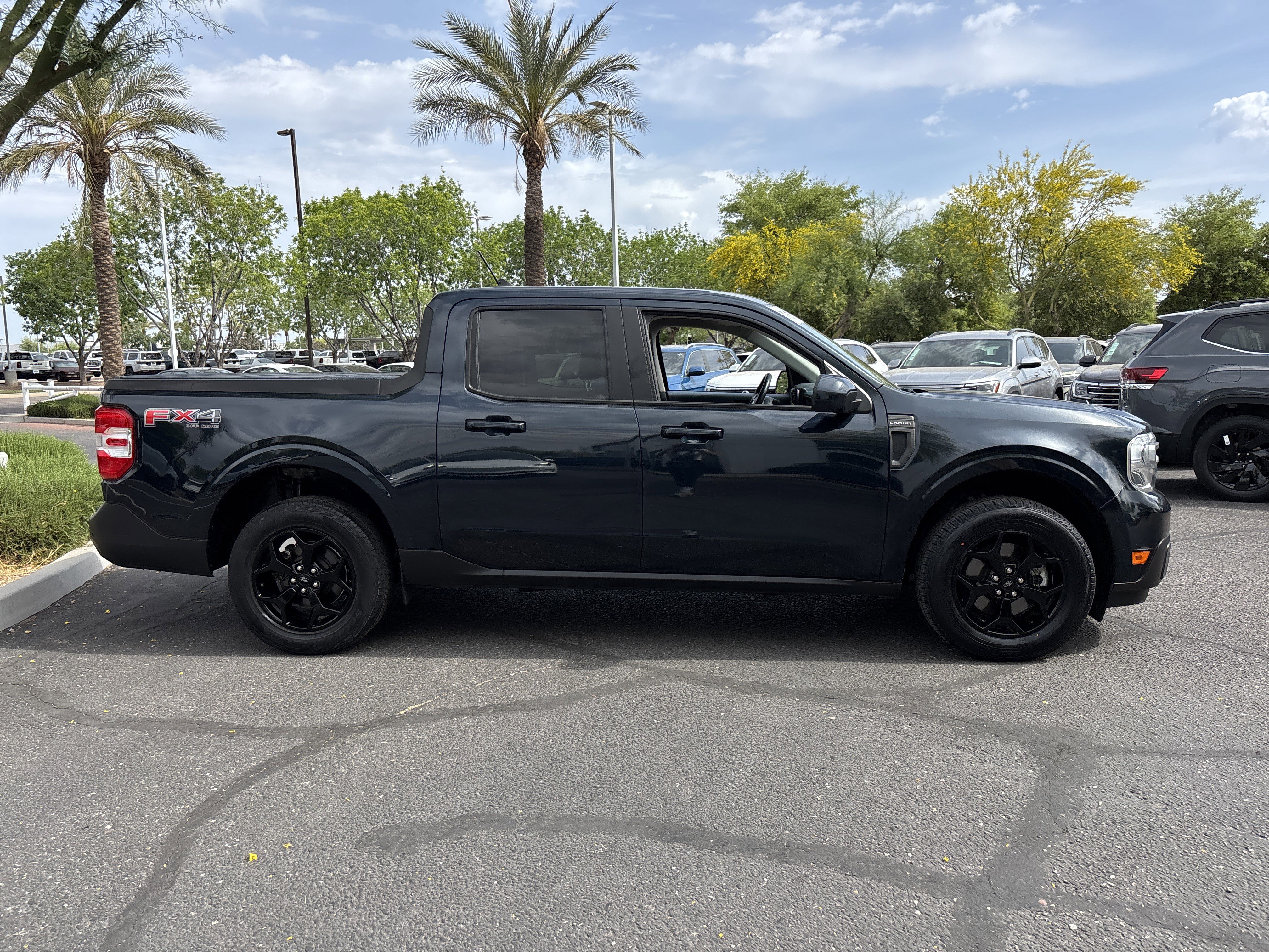 Used 2022 Ford Maverick Lariat w/ Lariat Luxury Package image 5