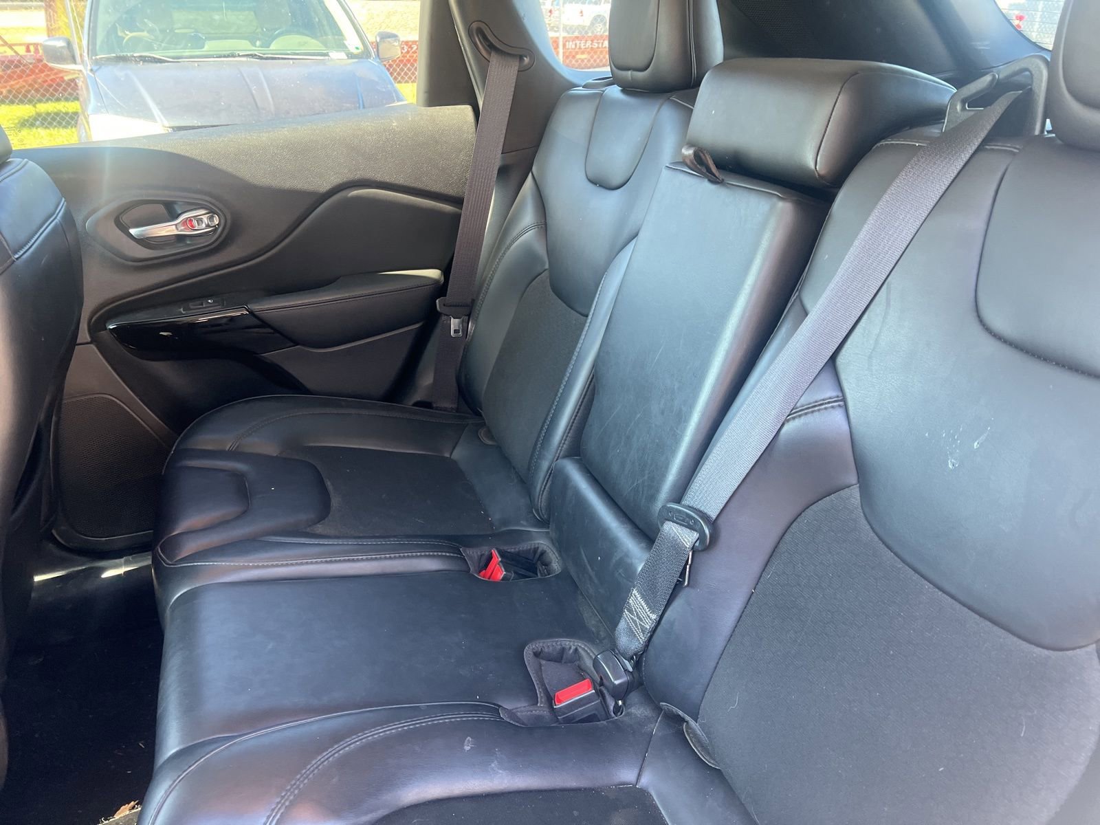 Used 2021 Jeep Cherokee Latitude Plus image 12