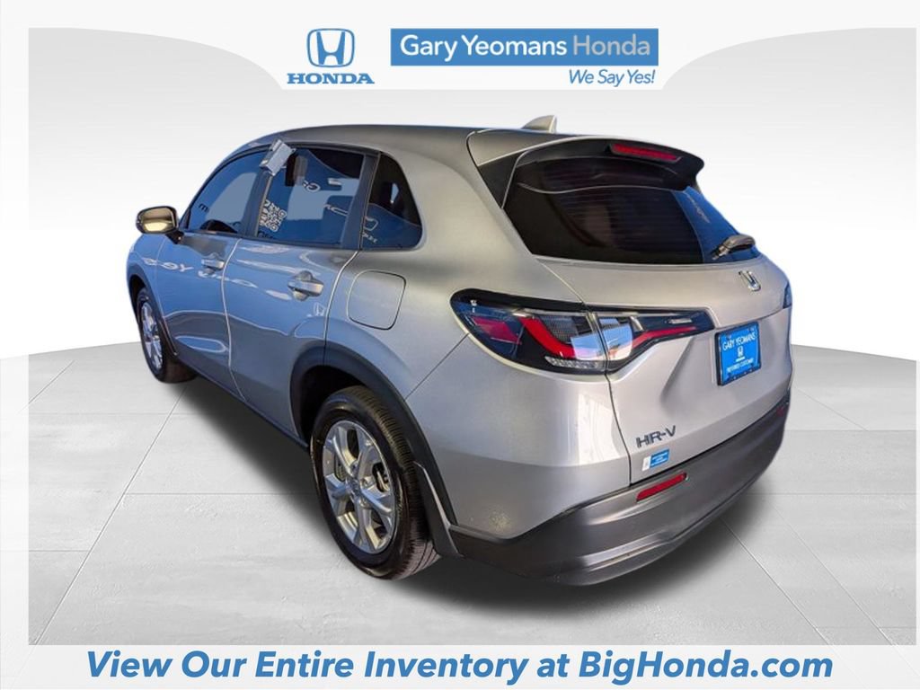 Used 2024 Honda HR-V LX image 9