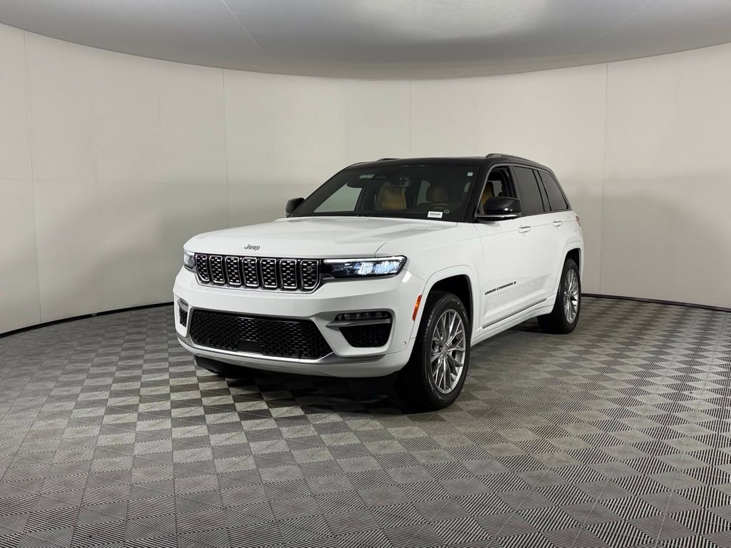 Certified 2022 Jeep Grand Cherokee Summit w/ Adv Protech Group IV image 3