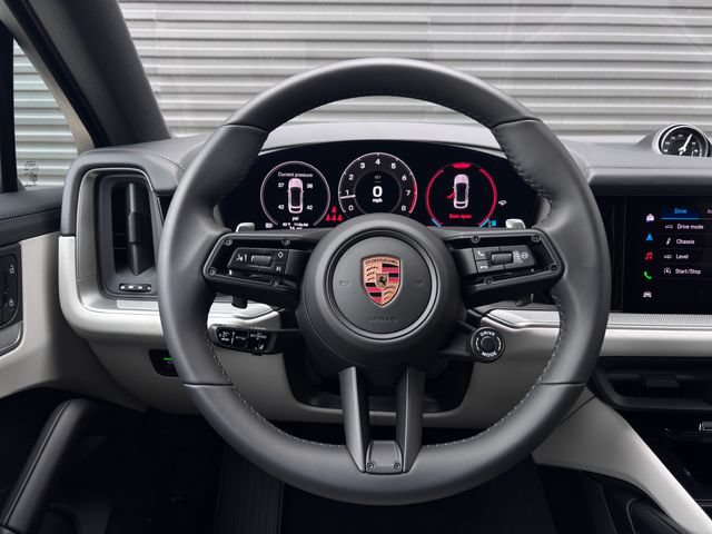 New 2026 Porsche Cayenne Coupe AWD/4WD image 14