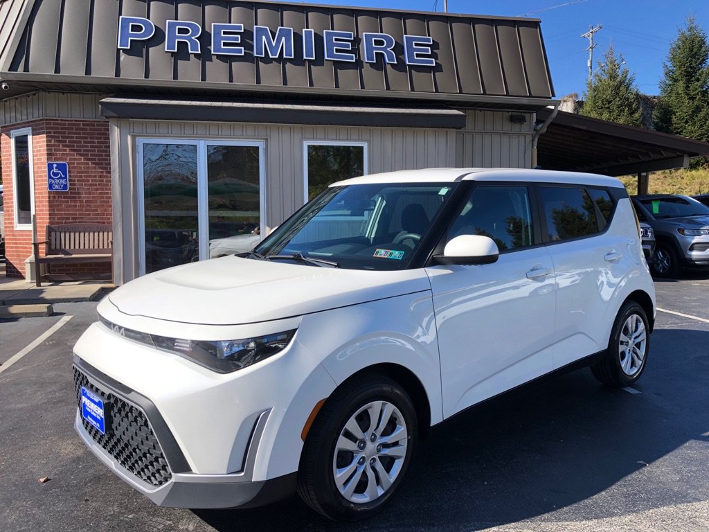 Used 2024 Kia Soul LX FWD image 10