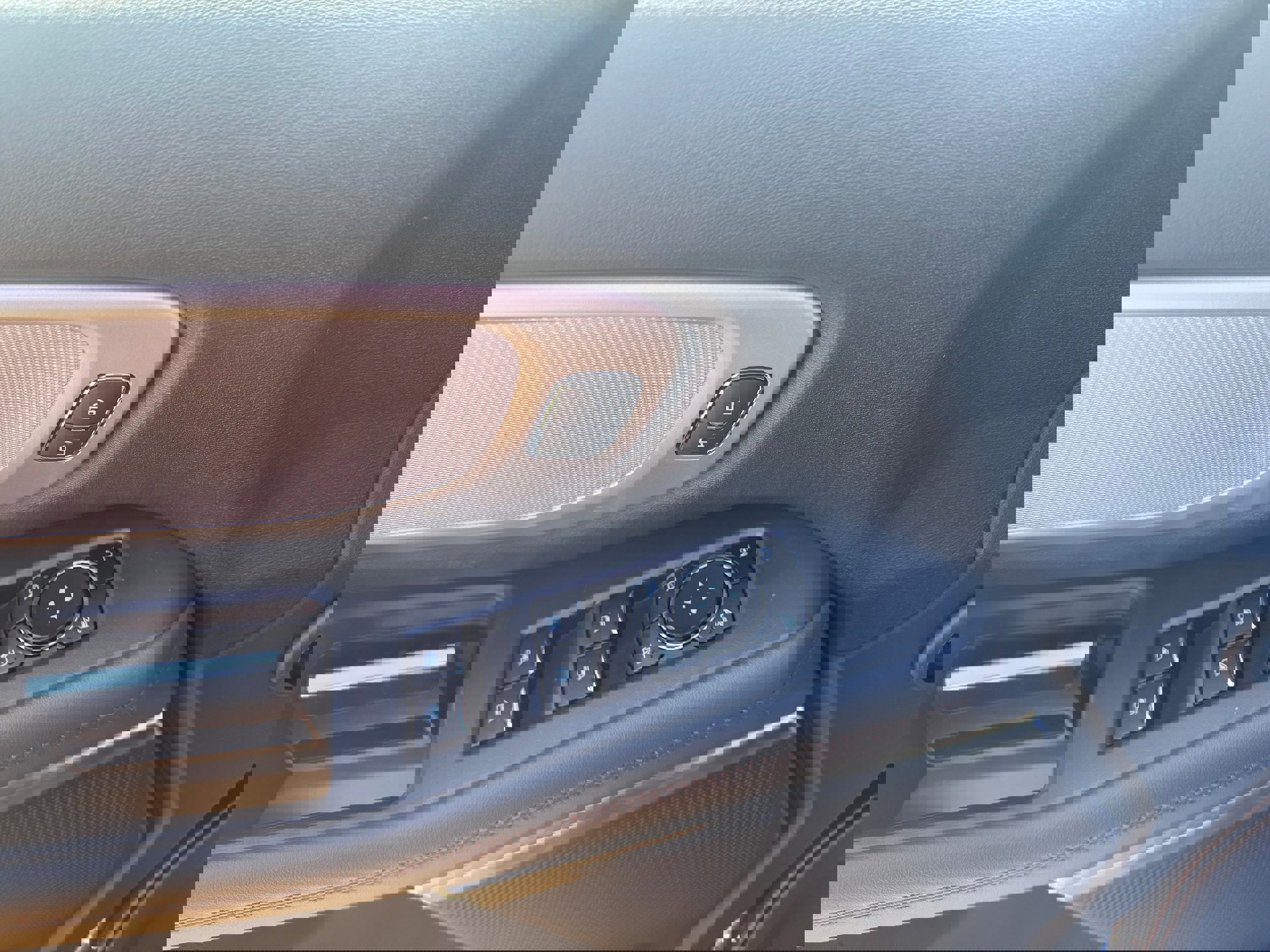 New 2025 Ford Expedition Max Active image 27