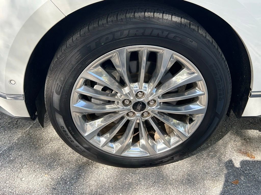 Used 2021 Ford Edge Titanium w/ Equipment Group 301A image 28