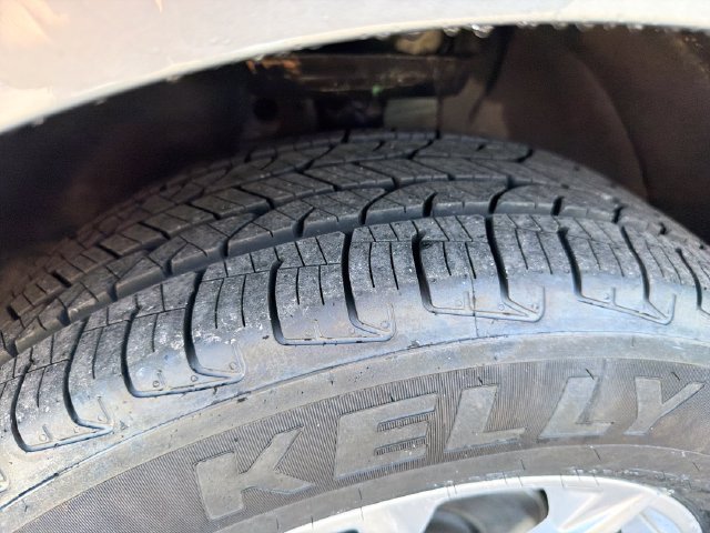 Used 2024 Chevrolet Equinox LT AWD/4WD image 12