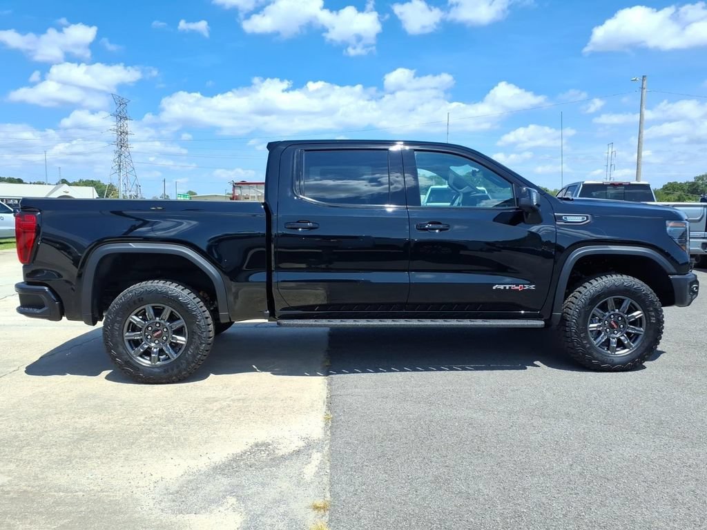 New 2026 GMC Sierra 1500 AT4X AWD/4WD image 8