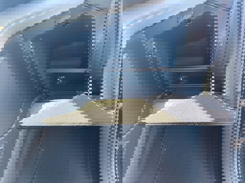 Used 2015 Ford Escape SE image 42