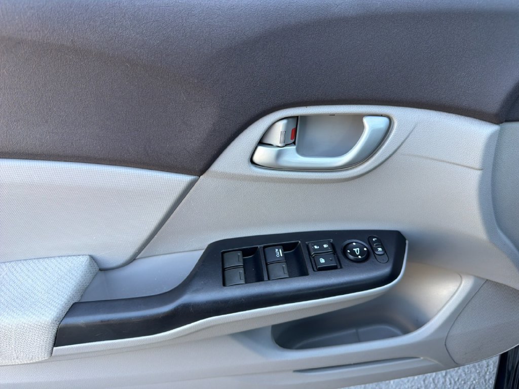 Used 2012 Honda Civic LX image 11