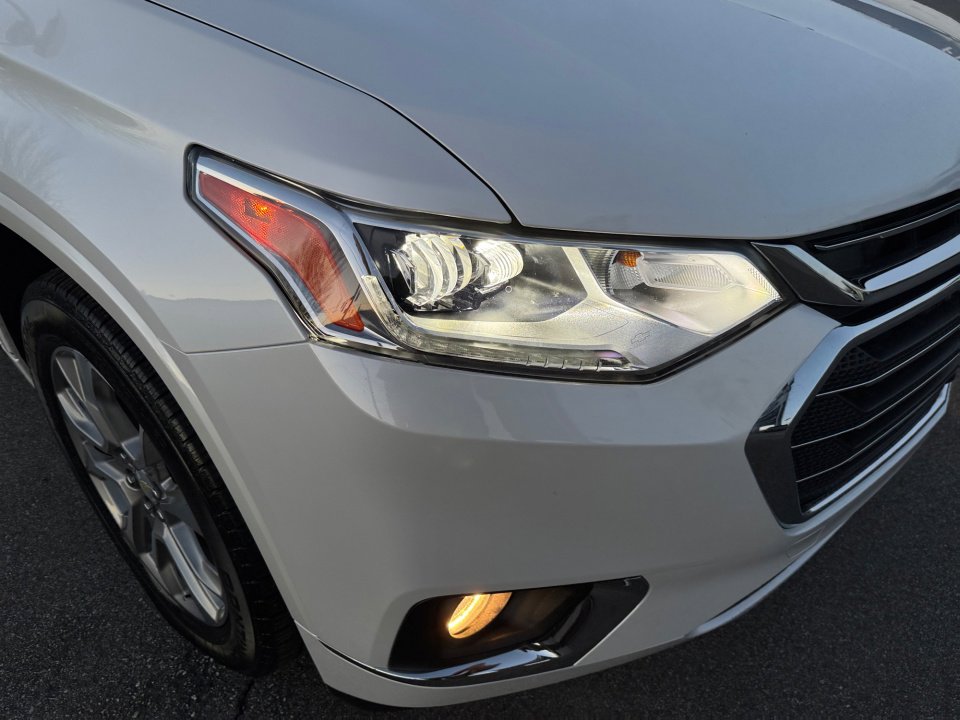 Used 2020 Chevrolet Traverse Premier w/ LPO, Floor Liner Package image 28