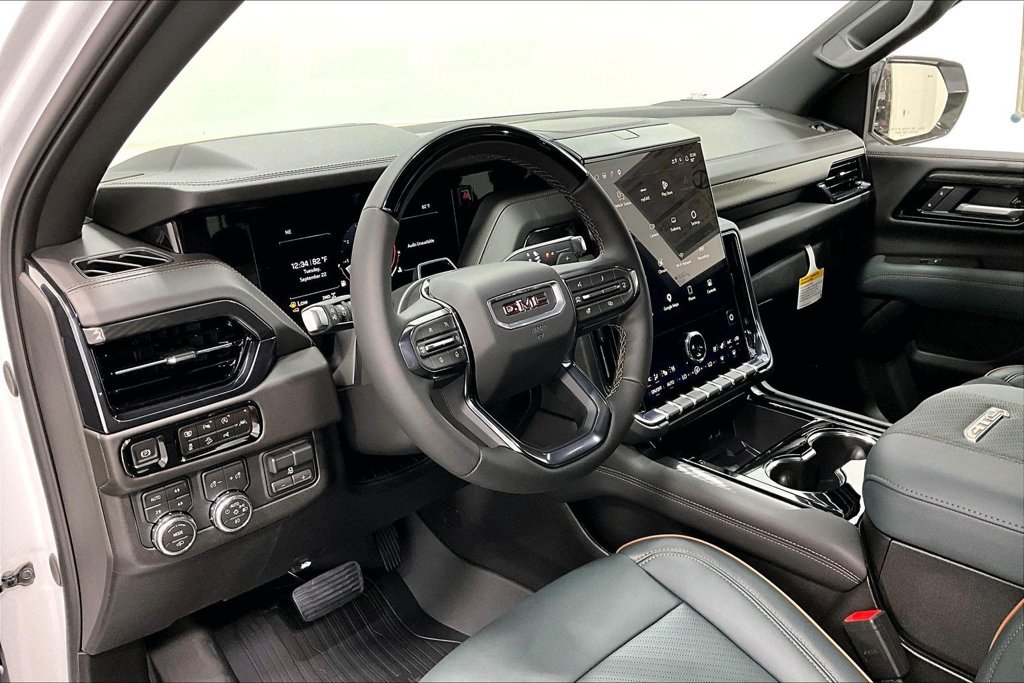 New 2027 GMC Yukon XL AT4 w/ AT4 Premium Plus Package AWD/4WD image 20
