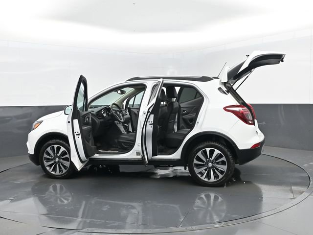Used 2022 Buick Encore Preferred w/ Safety Package image 29