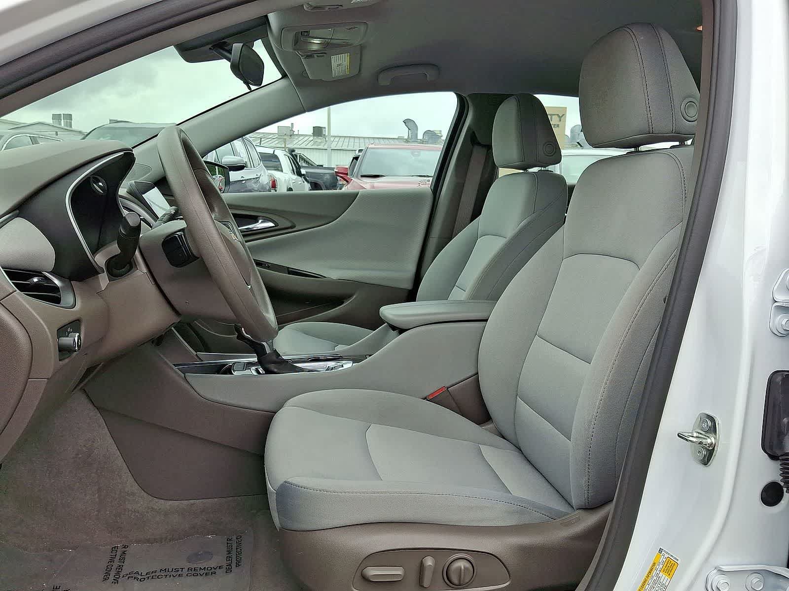 Used 2023 Chevrolet Malibu LT FWD image 24